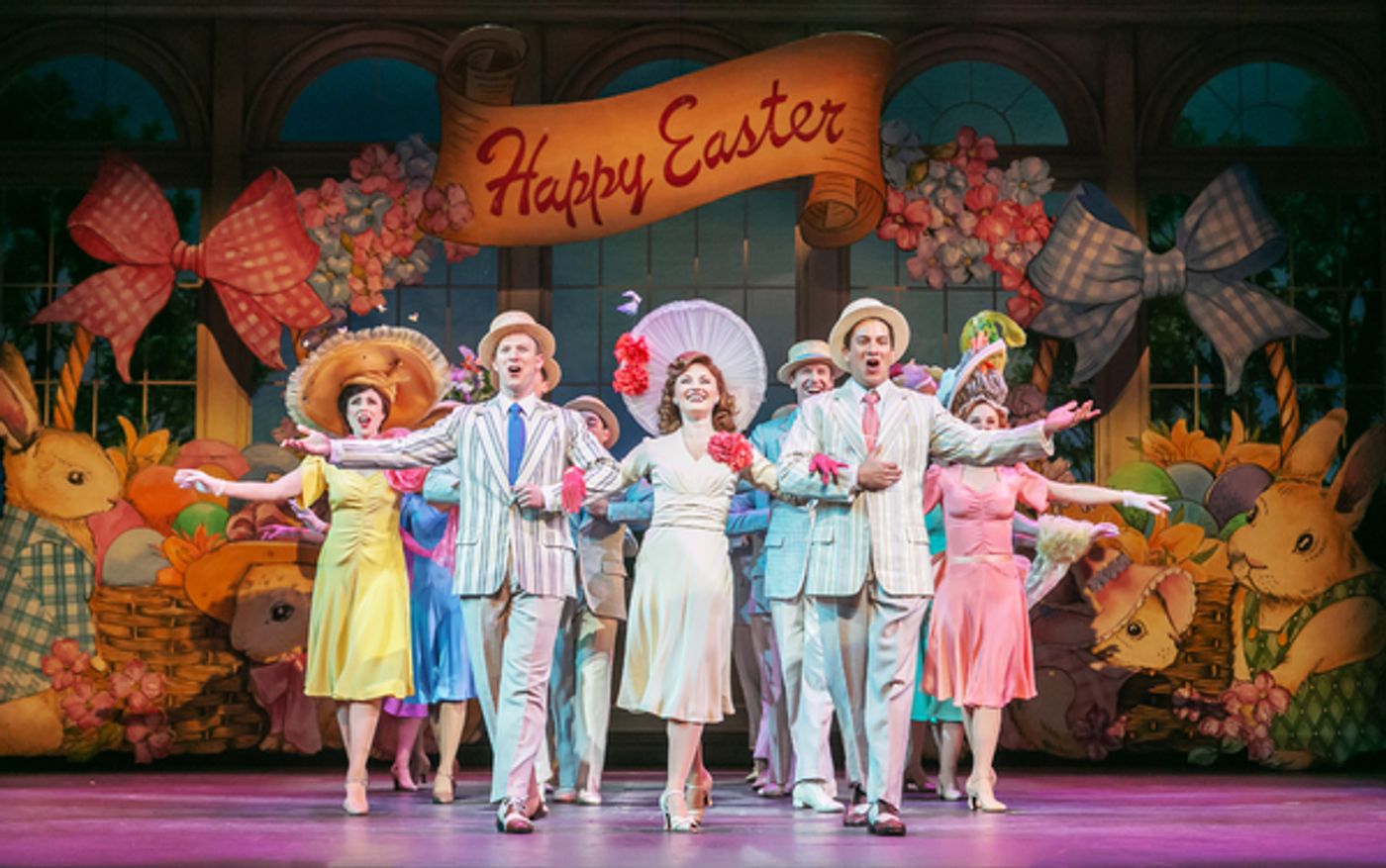 Photo Flash: Have A Happy Holiday At HOLIDAY INN At Paper Mill Playhouse  Image