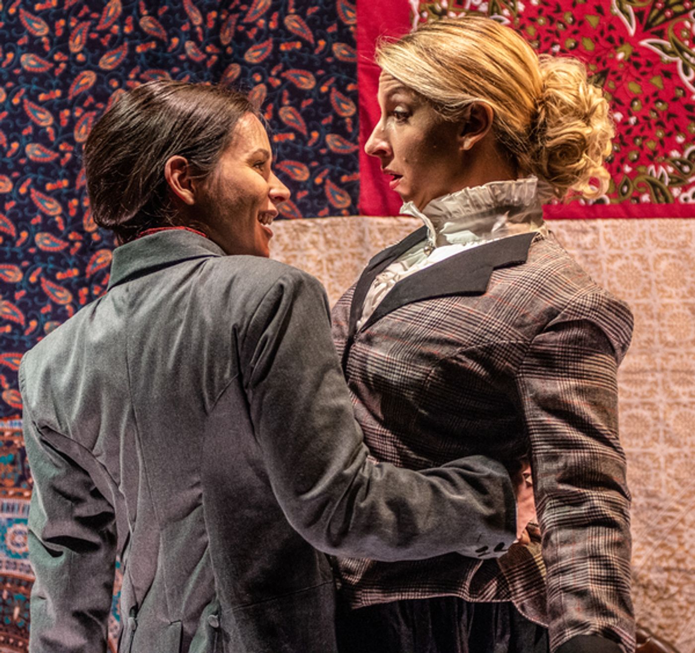 Photo Flash: First Look at SUSAN SWAYNE AND THE BEWILDERED BRIDE at Know Theatre  Image