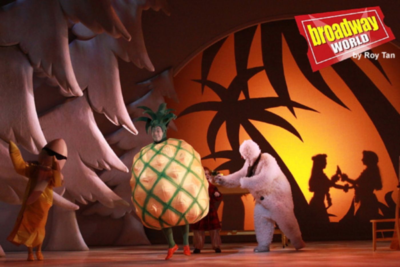 Photo Flash: First Look at THE SNOWMAN at Peacock Theatre Photo Flash: First Look at THE SNOWMAN at Peacock Theatre Image