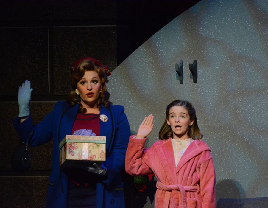 Photo Flash: Arizona Broadway Theatre Presents MIRACLE ON 34TH STREET Image