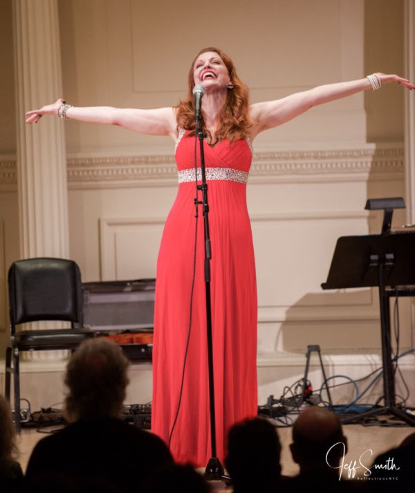Helen Hayes Award-winning Broadway and television actress, Rachel York, performing I  Photo