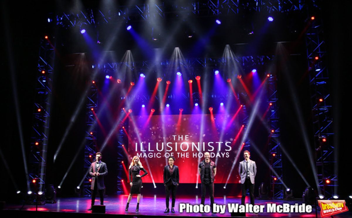 Colin Cloud, ChloÃ© Crawford, Shin Lim, Darcy Oake and Adam Trent at 