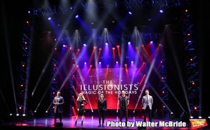 Colin Cloud, Chloé Crawford, Shin Lim, Darcy Oake and Adam Trent @ BroadwayWorld Colin Cloud, Chloé Crawford, Shin Lim, Darcy Oake and Adam Trent Photo