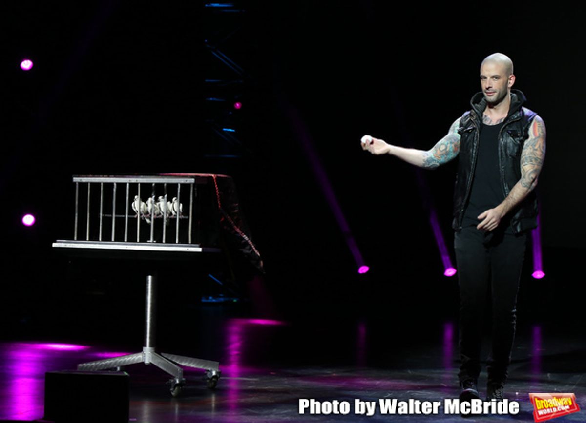 Darcy Oake, â€"The Grand Illusionistâ€  at 