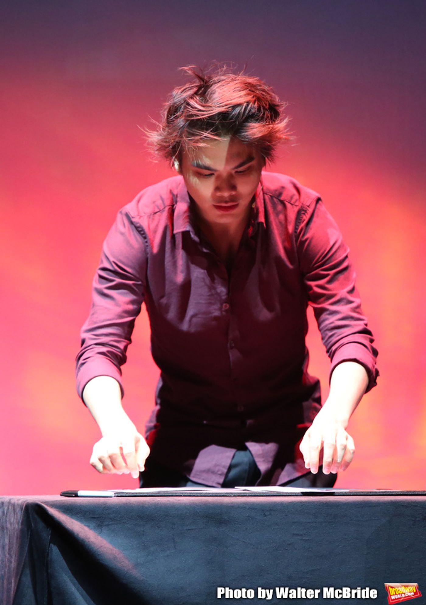 Photo Coverage: The Stars of THE ILLUSIONISTS - MAGIC OF THE HOLIDAYS Meet The Press!  Image