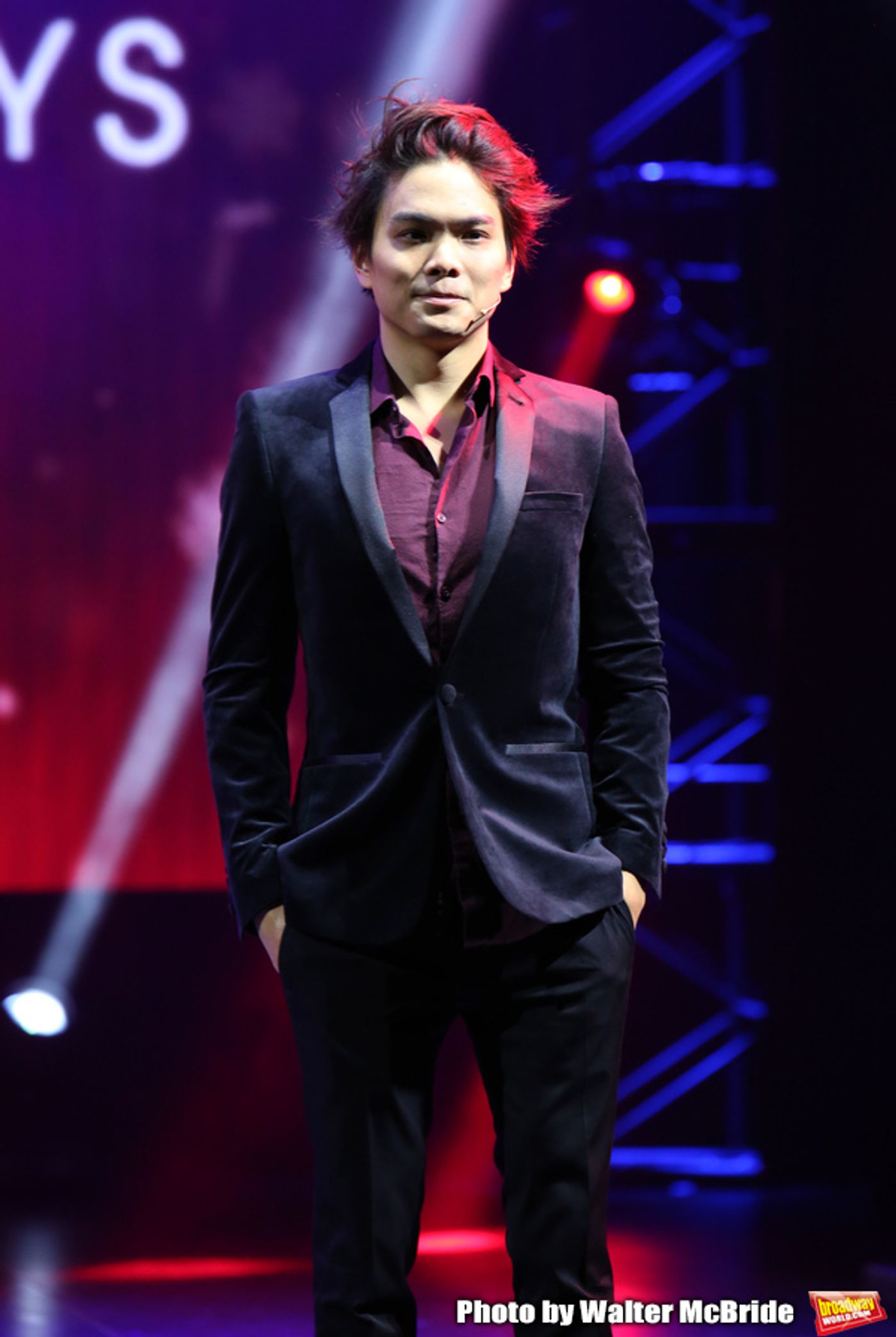 Photo Coverage: The Stars of THE ILLUSIONISTS - MAGIC OF THE HOLIDAYS Meet The Press!  Image
