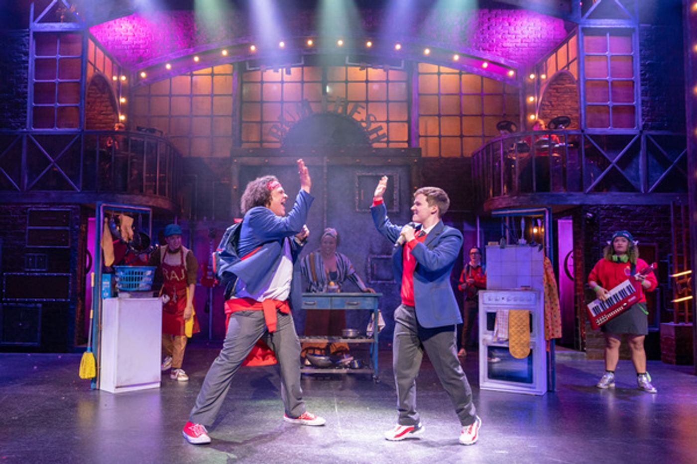 Photo Flash: First Look at Nuffield Southampton Theatres' BILLIONAIRE BOY  Image
