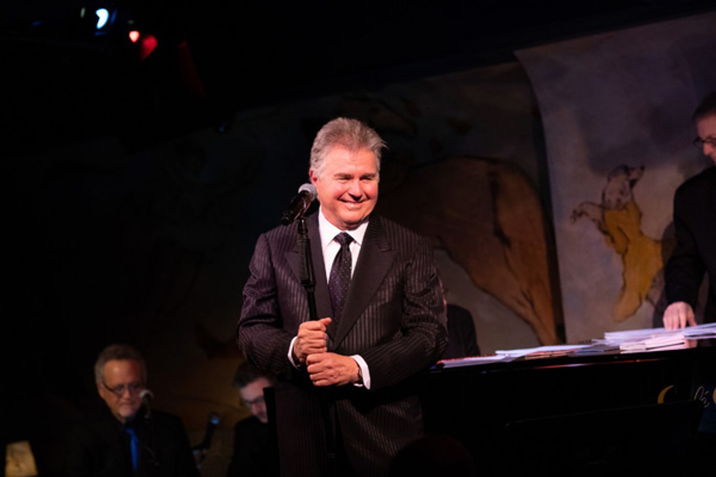 Photo Flash: Steve Tyrell Takes the Stage at Cafe Carlyle  Image