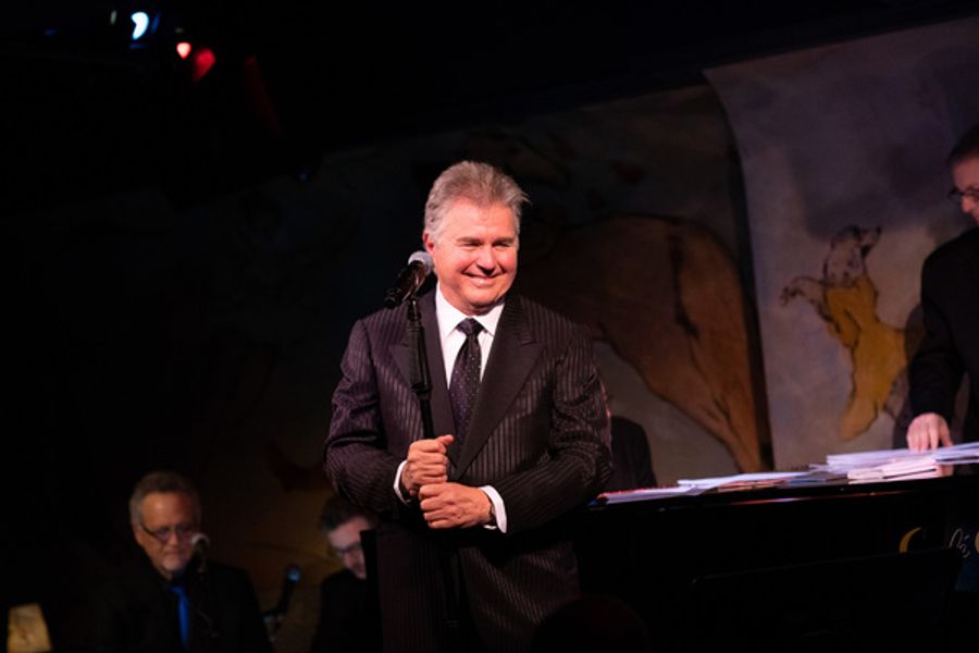 Photo Flash: Steve Tyrell Takes the Stage at Cafe Carlyle Image