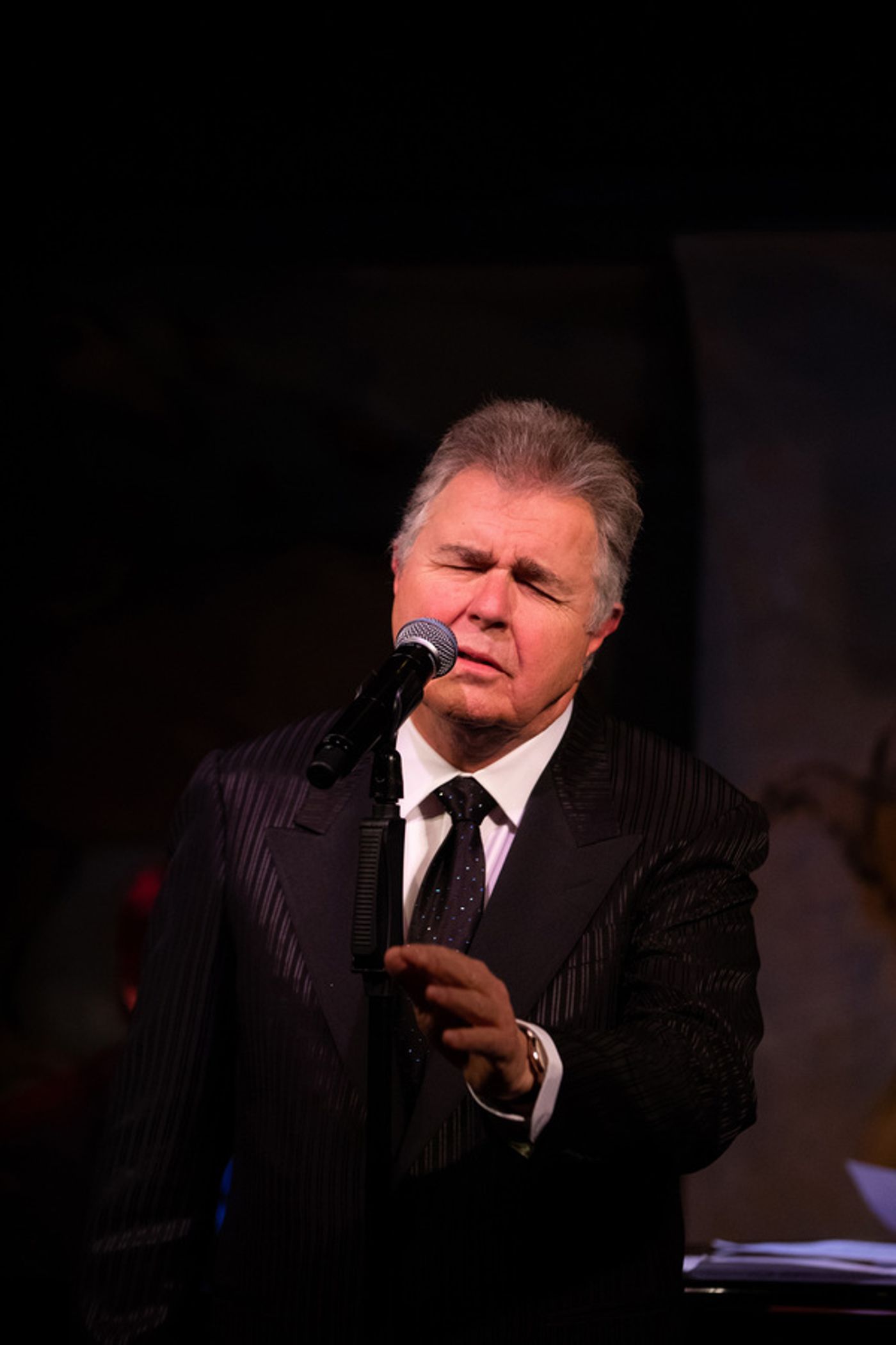 Photo Flash: Steve Tyrell Takes the Stage at Cafe Carlyle  Image