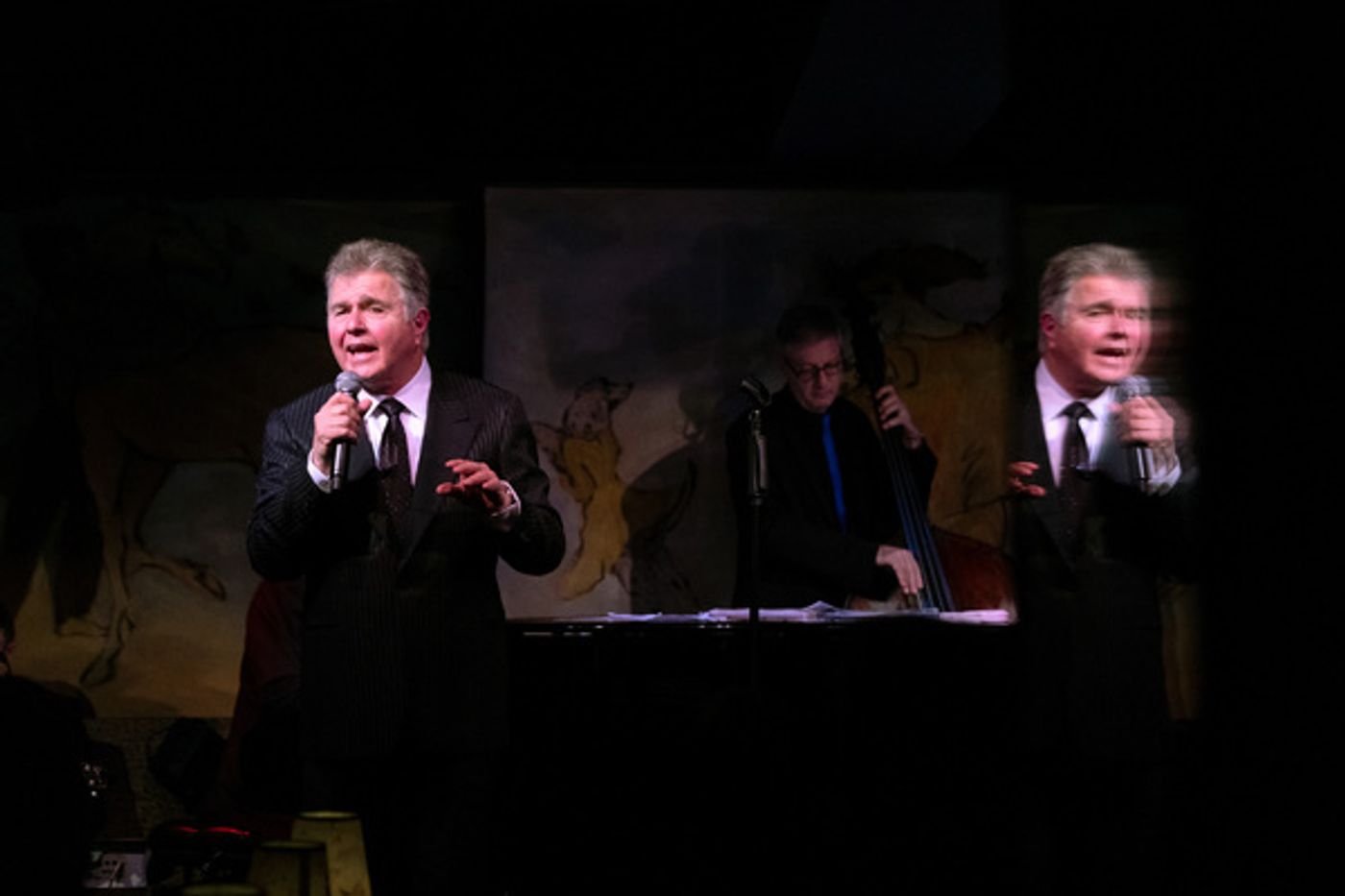 Photo Flash: Steve Tyrell Takes the Stage at Cafe Carlyle  Image