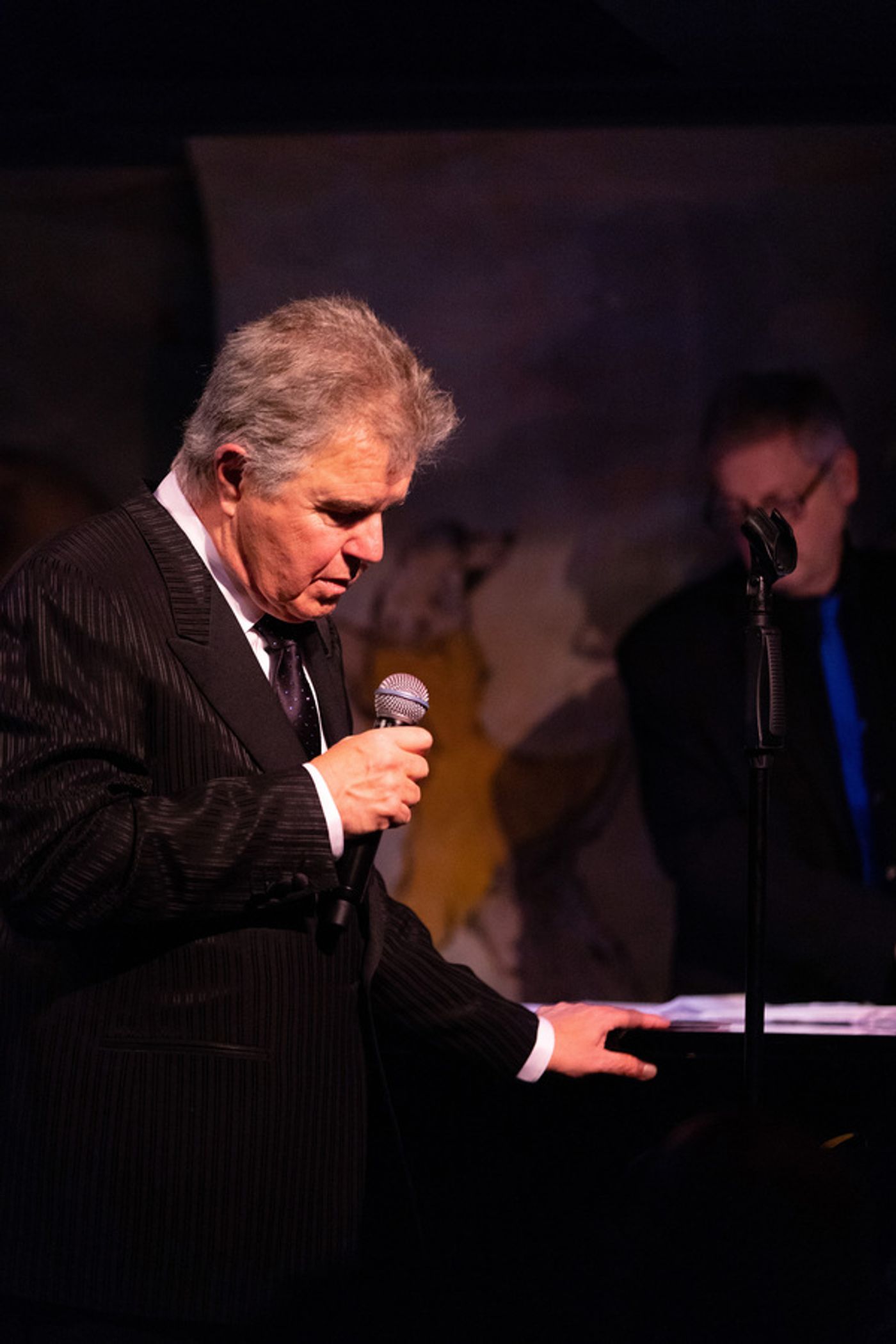 Photo Flash: Steve Tyrell Takes the Stage at Cafe Carlyle  Image