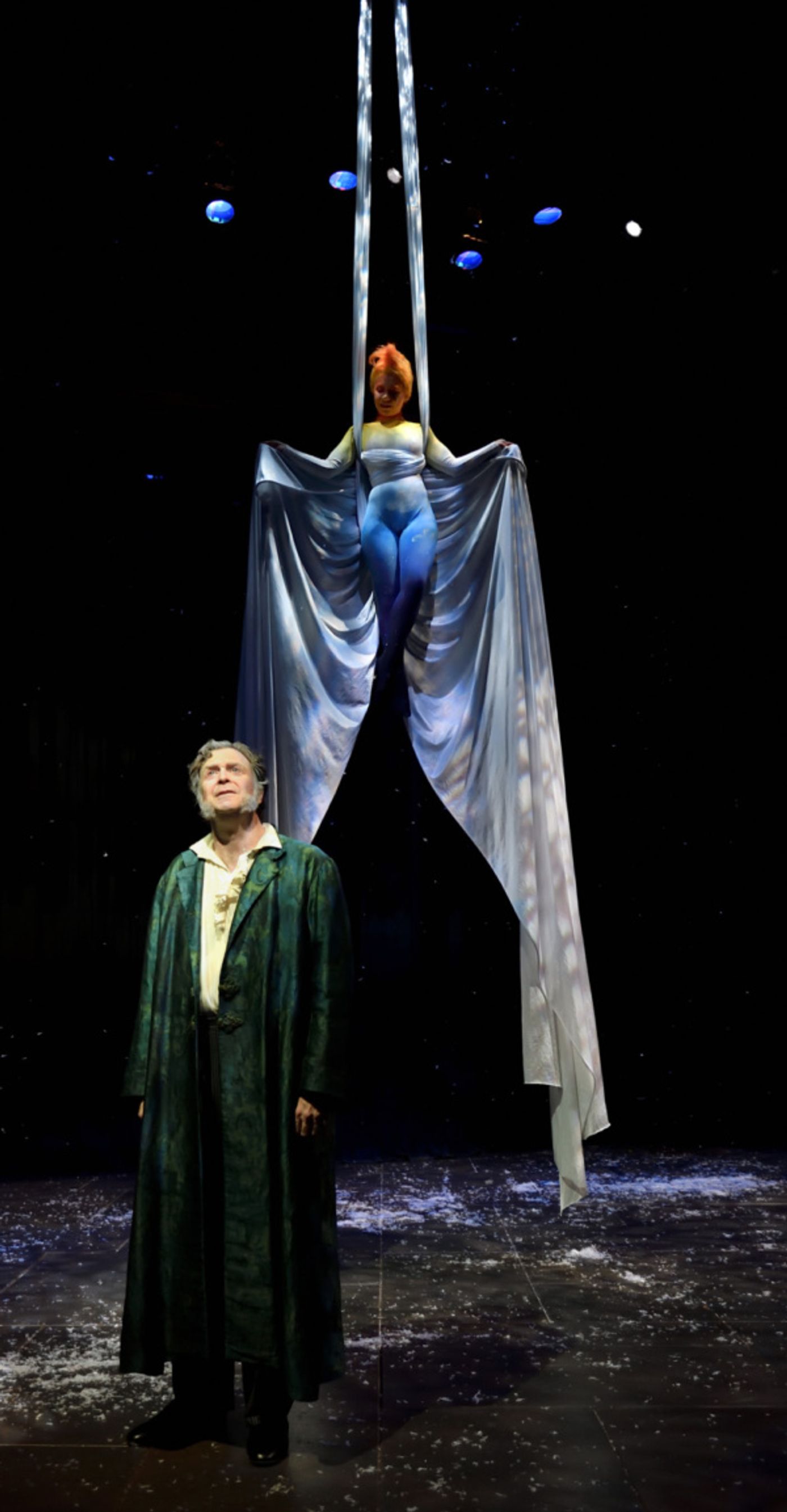 Photo Flash: Actors Theatre Presents Holiday Tradition Fifth Third Bank's A CHRISTMAS CAROL  Image