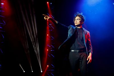 Shin Lim Photo