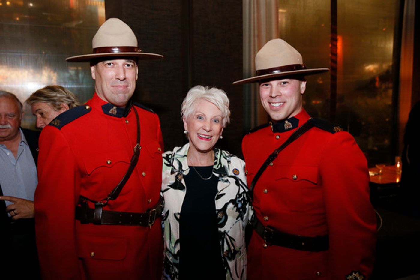 Photo Flash: COME FROM AWAY Celebrates Opening Night at the Ahmanson Theatre Photo Flash: COME FROM AWAY Celebrates Opening Night at the Ahmanson Theatre Image