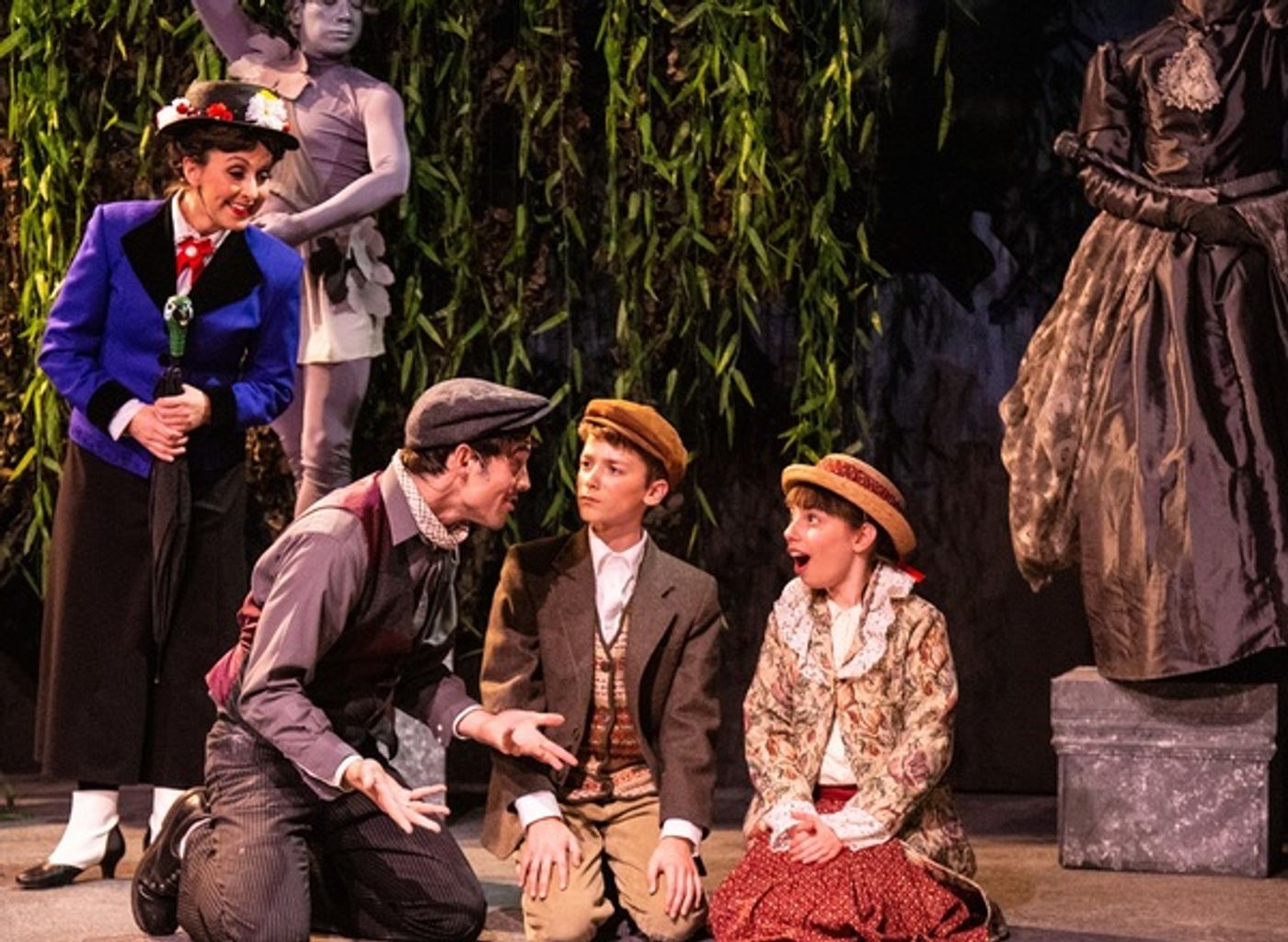 Photo Flash: MARY POPPINS Flies Into Vintage Theatre  Image