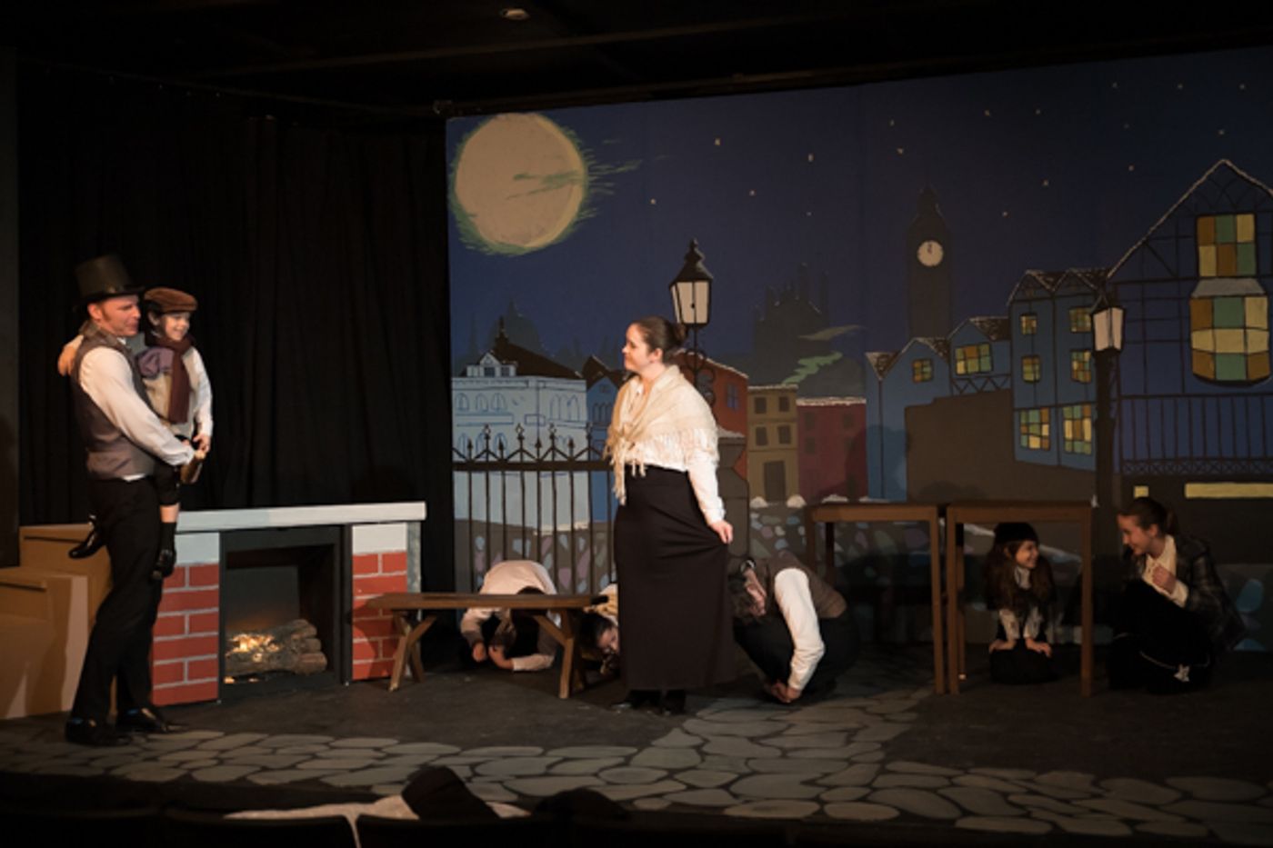 Photo Coverage: First look at Curtain Players' A CHRISTMAS CAROL Photo Coverage: First look at Curtain Players' A CHRISTMAS CAROL Image