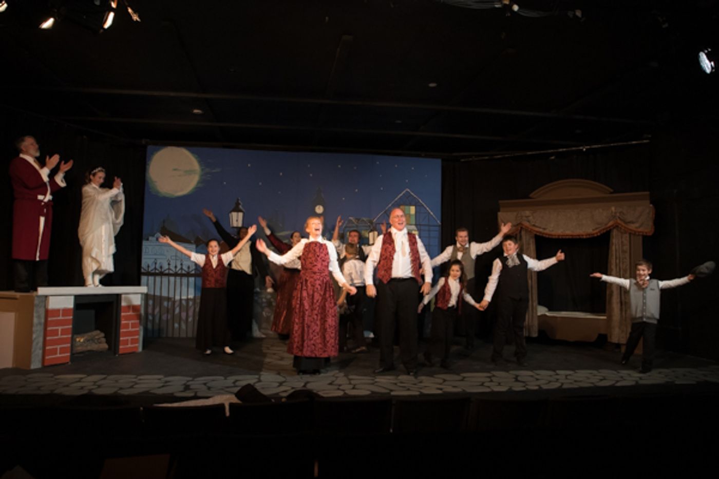 Photo Coverage: First look at Curtain Players' A CHRISTMAS CAROL Photo Coverage: First look at Curtain Players' A CHRISTMAS CAROL Image