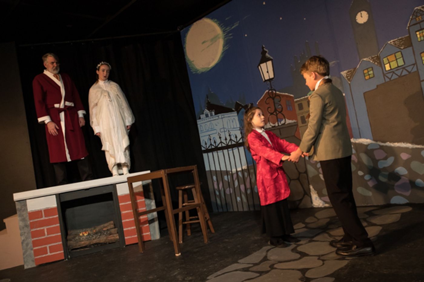 Photo Coverage: First look at Curtain Players' A CHRISTMAS CAROL Photo Coverage: First look at Curtain Players' A CHRISTMAS CAROL Image