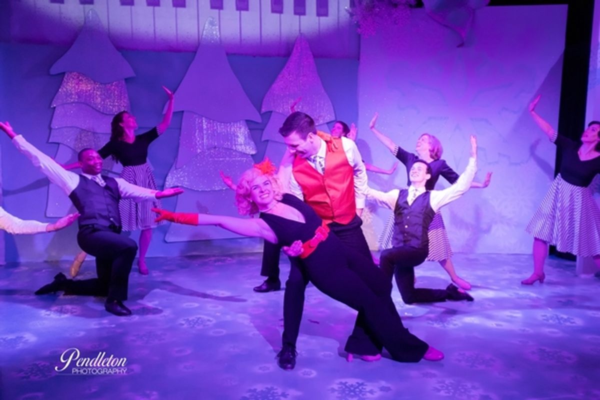  Ally Van Deuren (Judy Haynes), Preston Lee Isham (Phil Davis), and the cast of White Christmas at 