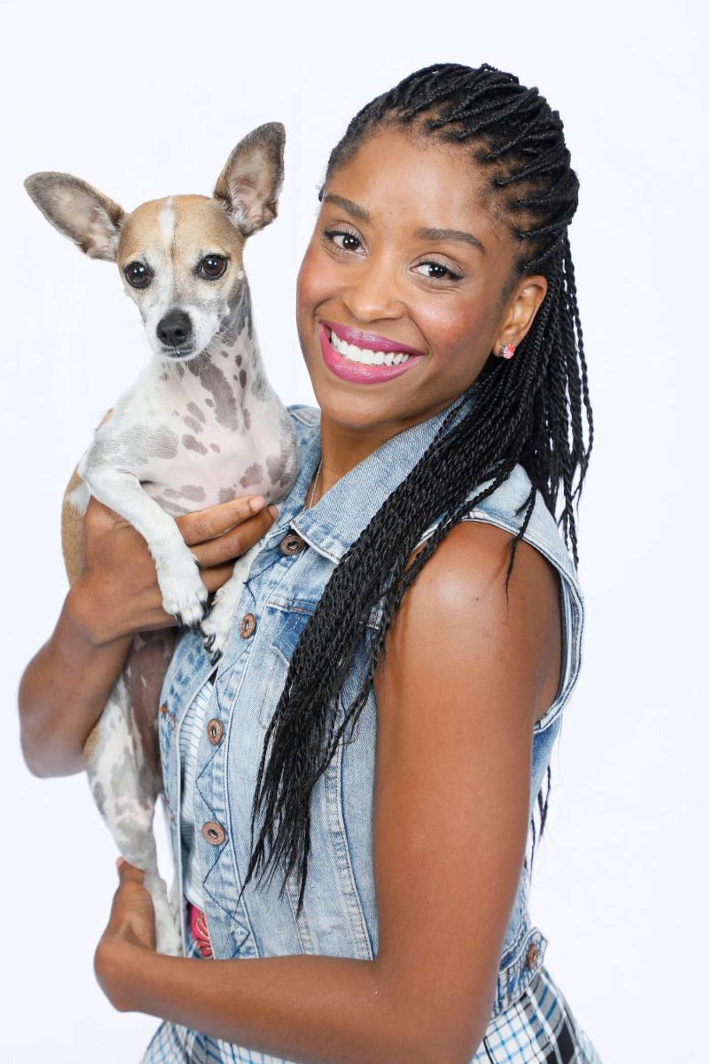 Interview: Camille Eanga-Selenge's Dorothy is a Modern Torontonian in Ross Petty's THE WIZARD OF OZ Panto  Image