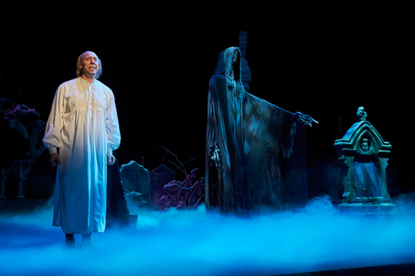 Photo Flash: First Look at Great Lakes Theater's A CHRISTMAS CAROL  Image
