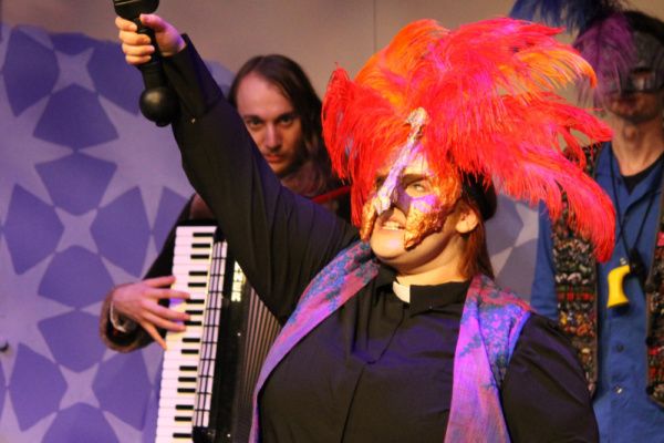 Dull (Alex Sheldon), Sir Nathaniel (Kaite Brandt) and Costard (Cameron Rose) Photo