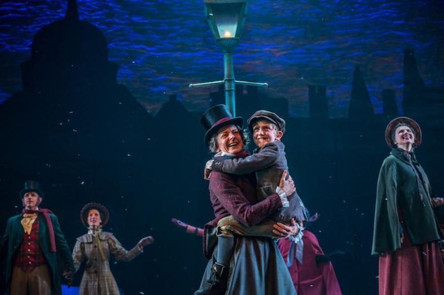 BWW Exclusive: What Makes A CHRISTMAS CAROL the Story of the Holiday Season? Theatres Around the Country Explain! Image
