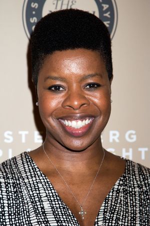 Roslyn Ruff @ BroadwayWorld Roslyn Ruff Photo