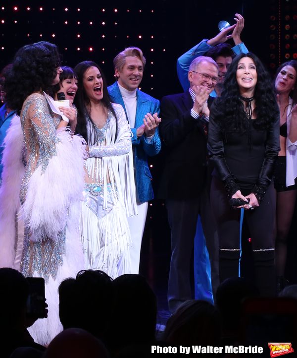 Cher with the cast Photo