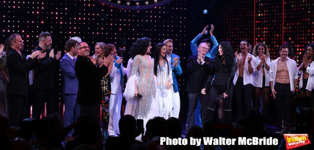 Cher with the cast  at 