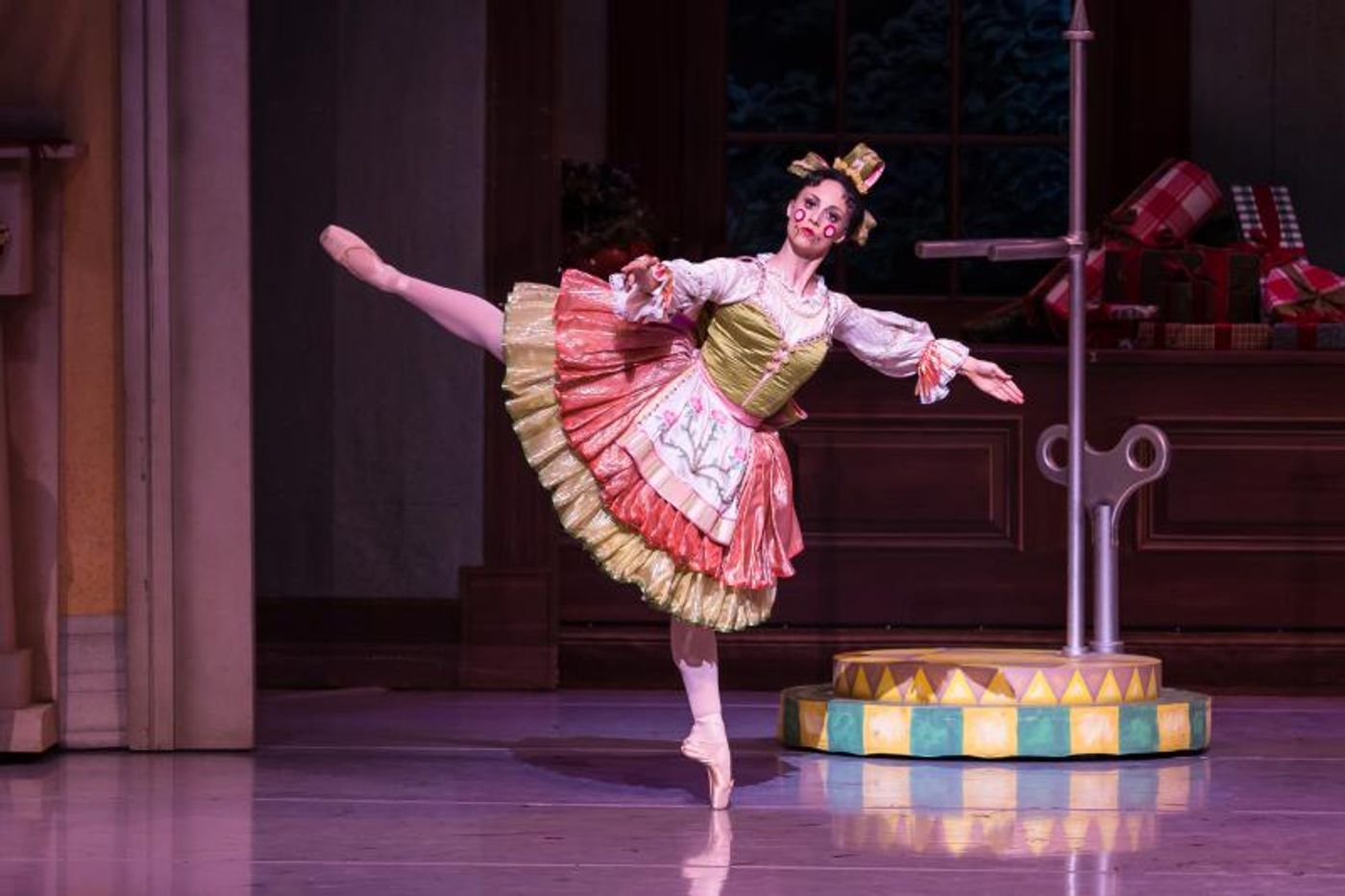 Review: After 10 Years, Nashville Ballet's NASHVILLE'S NUTCRACKER Dazzles and Delights  Image