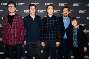 James Macdonald, Gary Wilmes, Paul Dano, Ethan Hawke, Marylouise Burke @ BroadwayWorld James Macdonald, Gary Wilmes, Paul Dano, Ethan Hawke, Marylouise Burke Photo