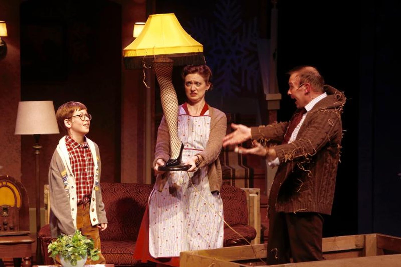 Review: A CHRISTMAS STORY Relishes and Reveres Holidays of Old  Image