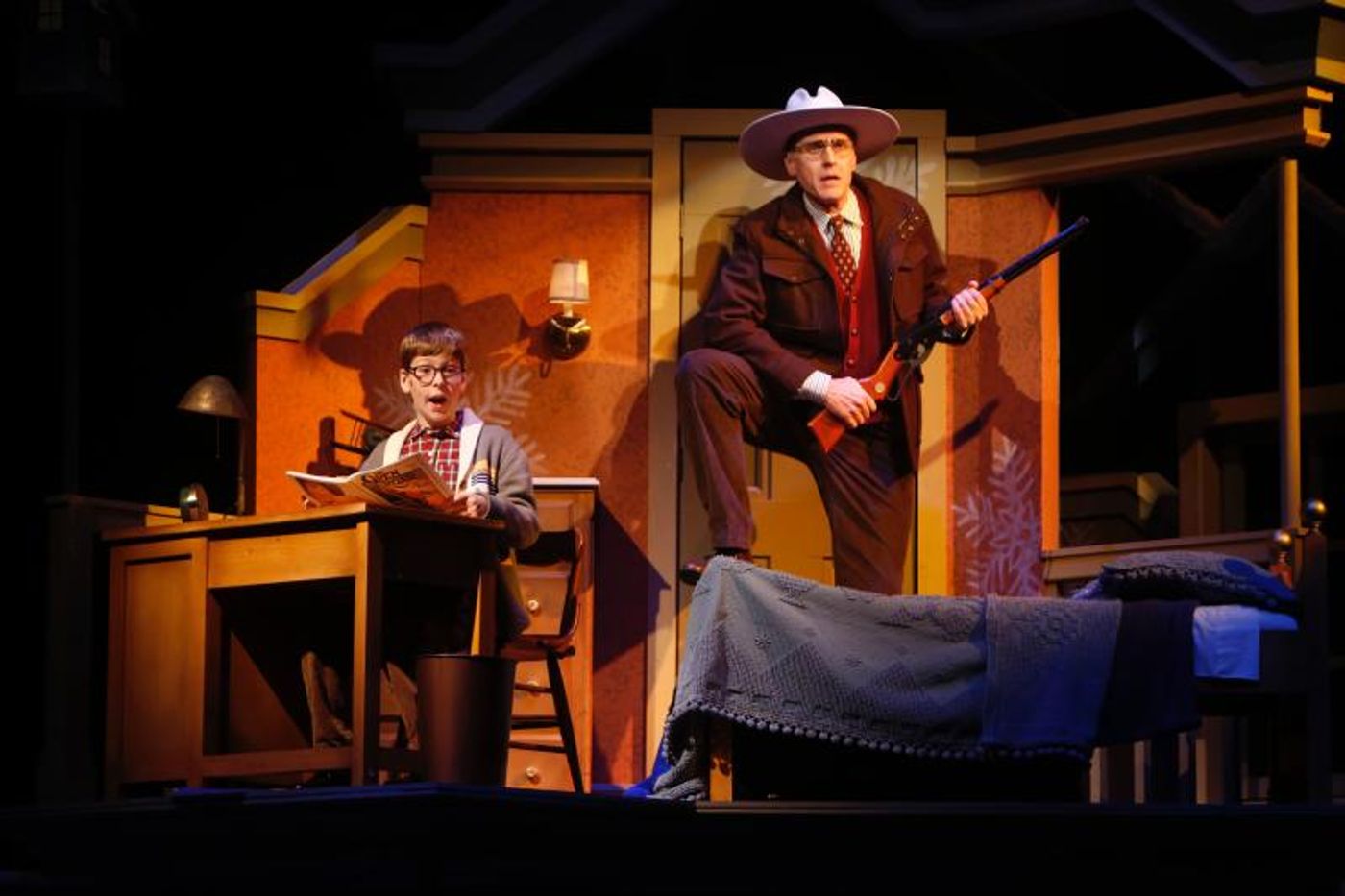 Review: A CHRISTMAS STORY Relishes and Reveres Holidays of Old  Image