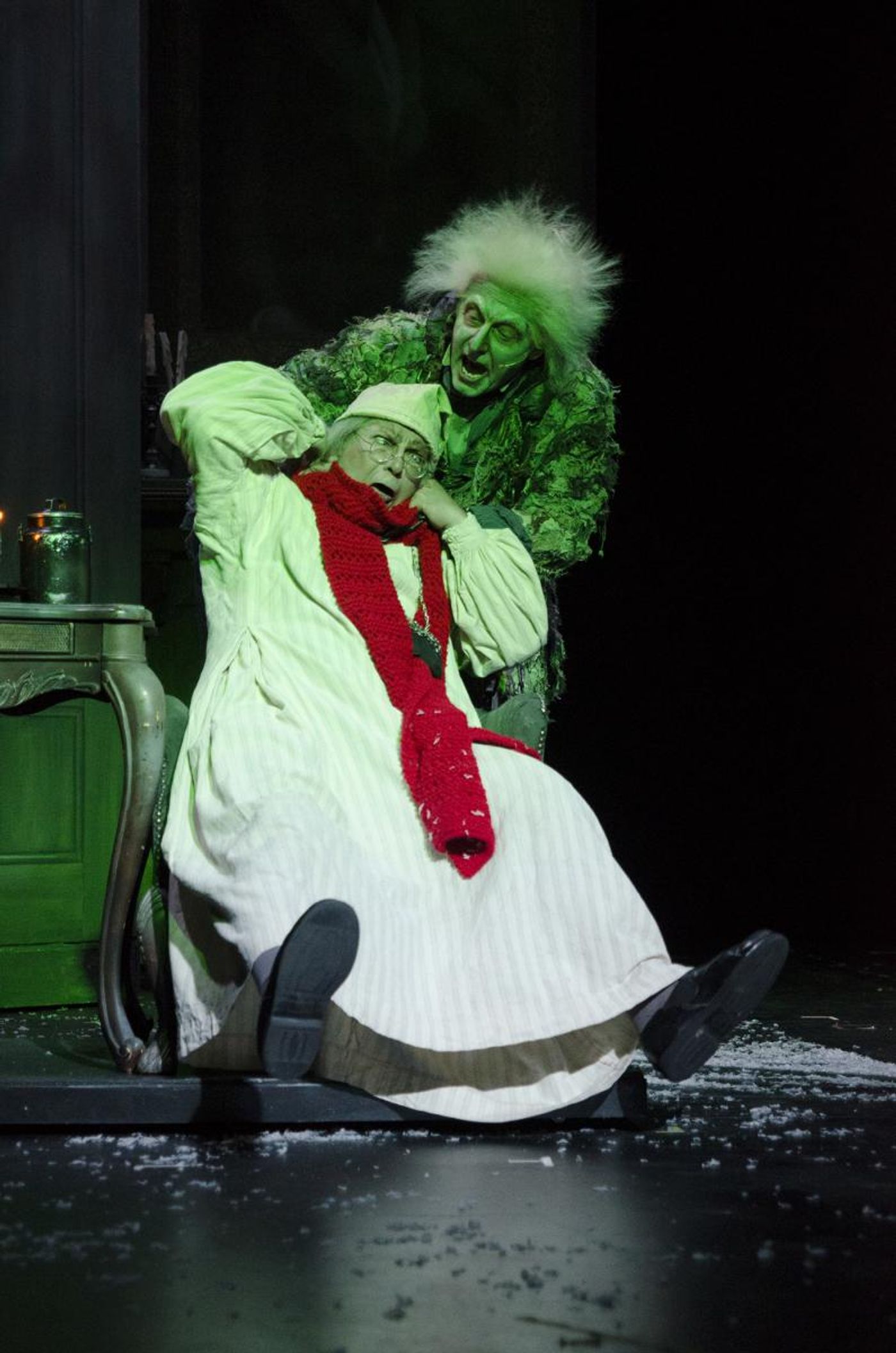 Review: A CHRISTMAS CAROL Warms Hearts and Reminds that Giving > Receiving  Image
