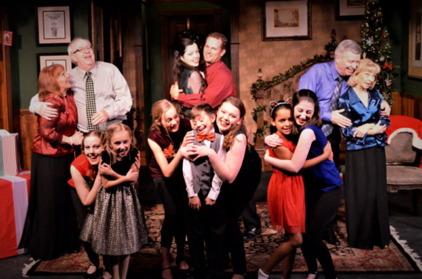 Photo Flash: First Look at THE 12 DAYS OF CHRISTMAS at The Fountain Hills Theater Photo Flash: First Look at THE 12 DAYS OF CHRISTMAS at The Fountain Hills Theater Image