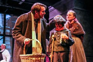 Jeremy Lynch, Evie Merrill, and Olivia Zamira @ BroadwayWorld Jeremy Lynch, Evie Merrill, and Olivia Zamira Photo