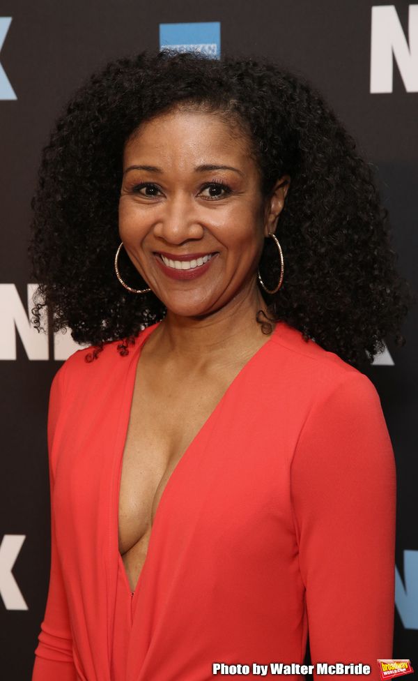 Gina Daniels Photo