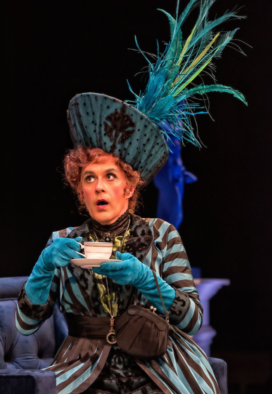 Photo Flash: THE IMPORTANCE OF BEING EARNEST At Everyman Theatre Image