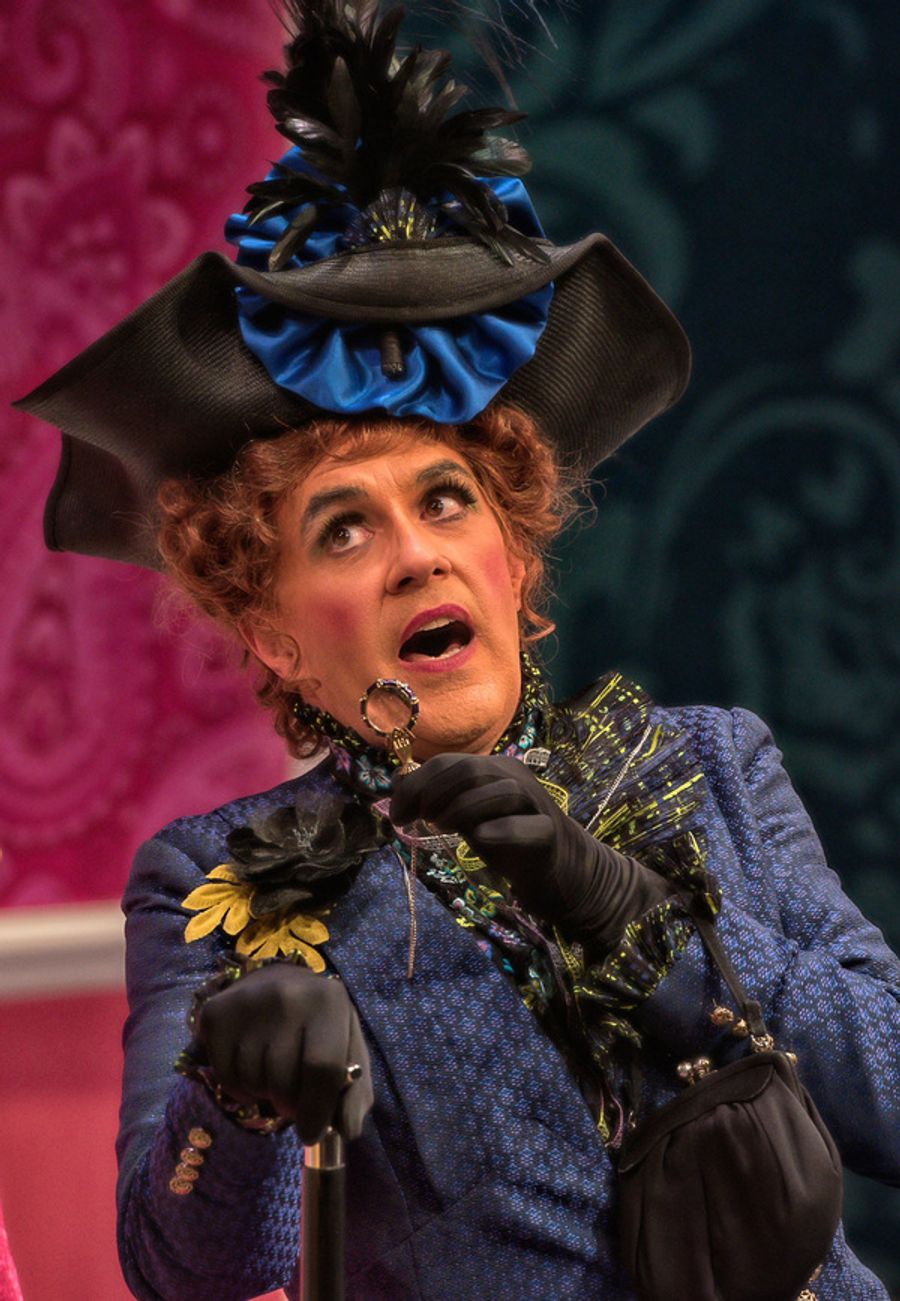 Photo Flash: THE IMPORTANCE OF BEING EARNEST At Everyman Theatre Image