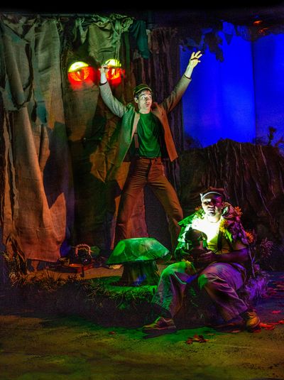 Matt Baum (Frog) and Greg Hunter (Toad)  Photo