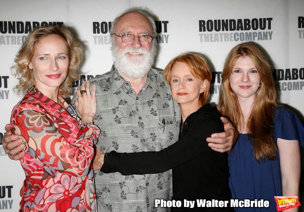 Phillip Bosco, Laila Robins, Swoosie Kurtz, Lily Rabe
attending the press Meet and Gr Photo