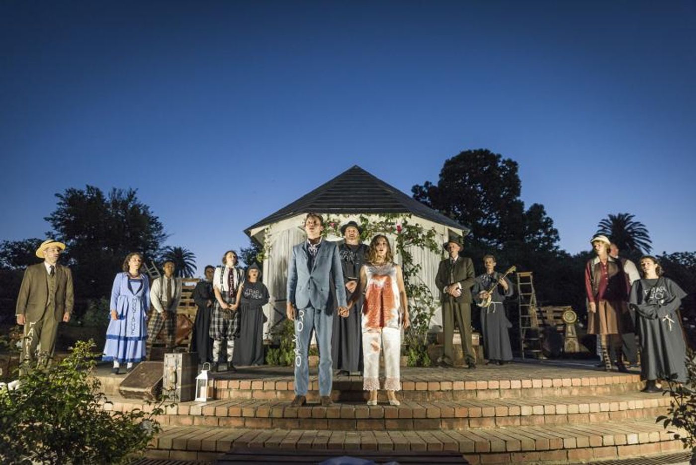Review: Melbourne Shakespeare Company's ROMEO & JULIET at St Kilda Botanical Gardens  Image