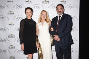  Johanna Pfaelzer, Patricia Wettig, and Ken Olin  Photo