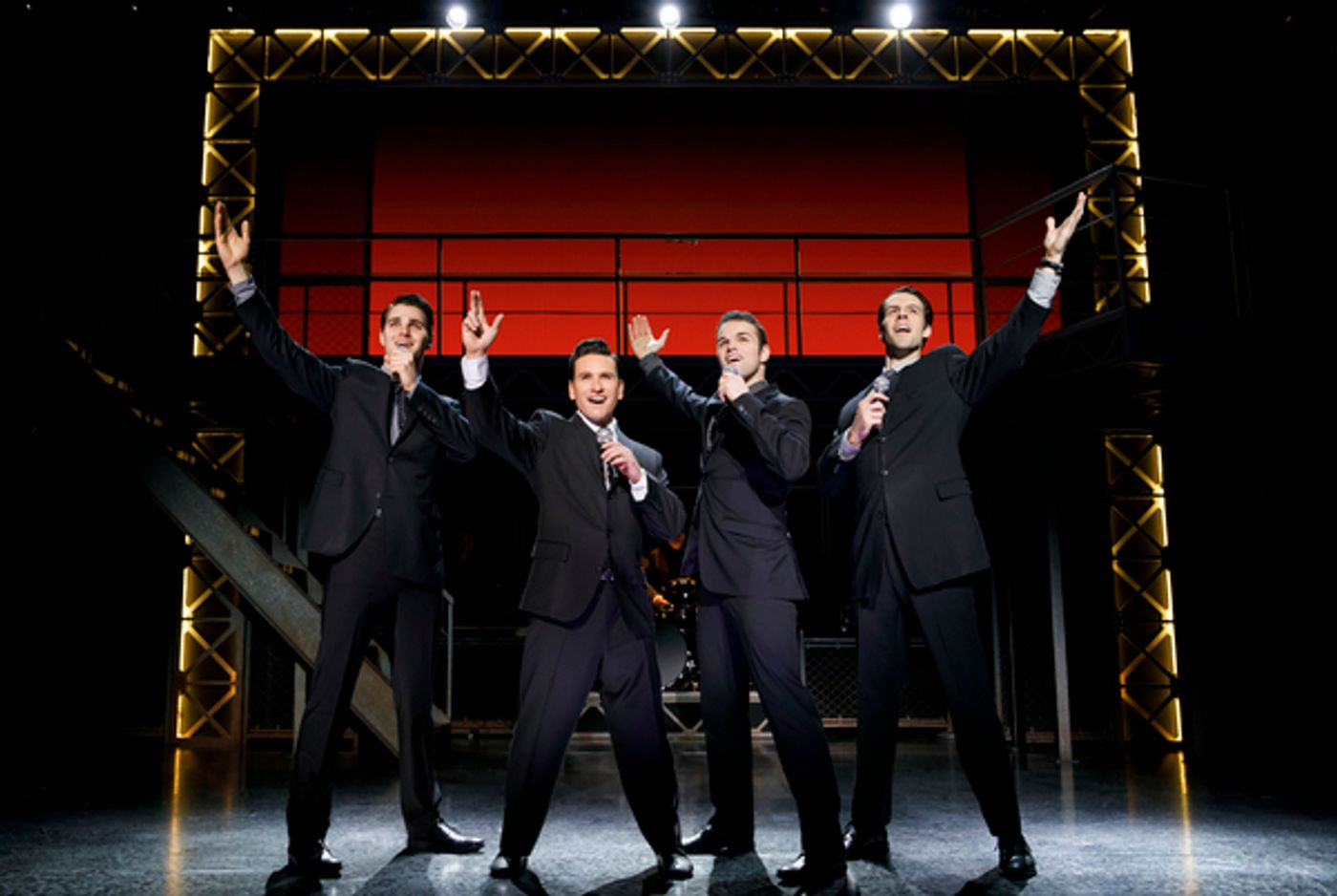 Photo Flash: Austin Coby Joins the Cast of Off-Broadway's JERSEY BOYS  Image