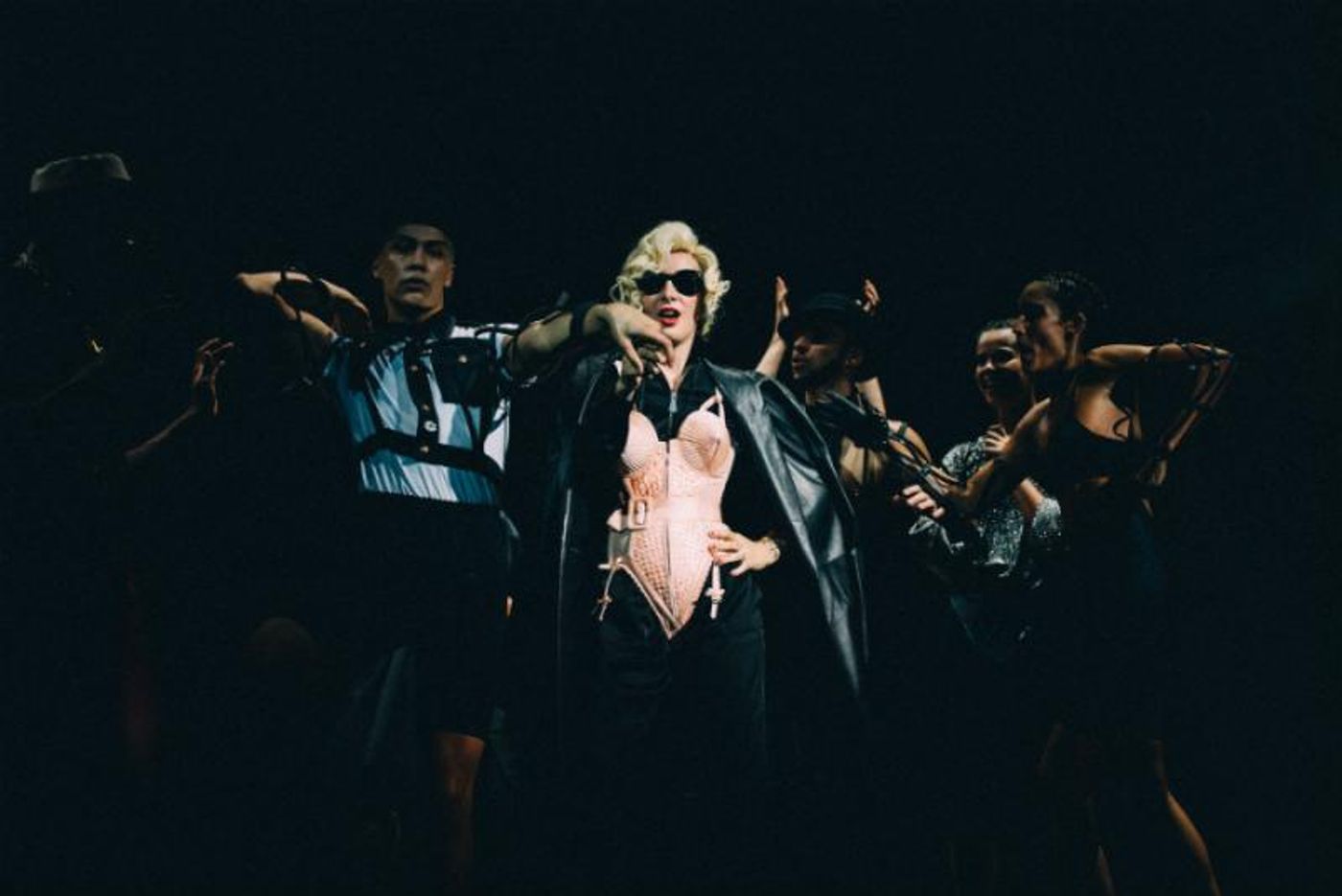 Review: FASHION FREAK SHOW at Folies Bergère  Image