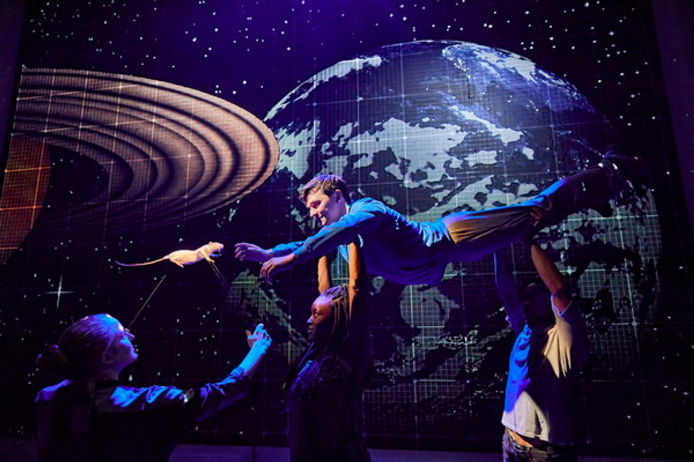 Photo Flash: New Production Photos From THE CURIOUS INCIDENT OF THE DOG IN THE NIGHT-TIME  Image