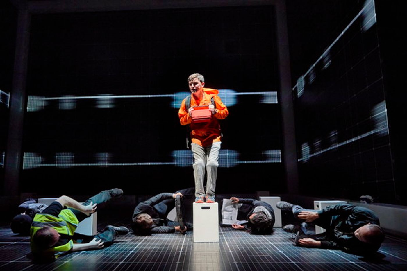 Photo Flash: New Production Photos From THE CURIOUS INCIDENT OF THE DOG IN THE NIGHT-TIME  Image