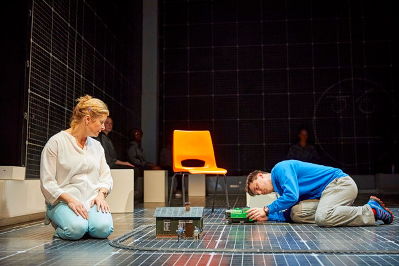 Photo Flash: New Production Photos From THE CURIOUS INCIDENT OF THE DOG IN THE NIGHT-TIME  Image